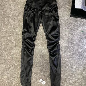 Size 28 sinched pants! Super cute! In perfect condition
